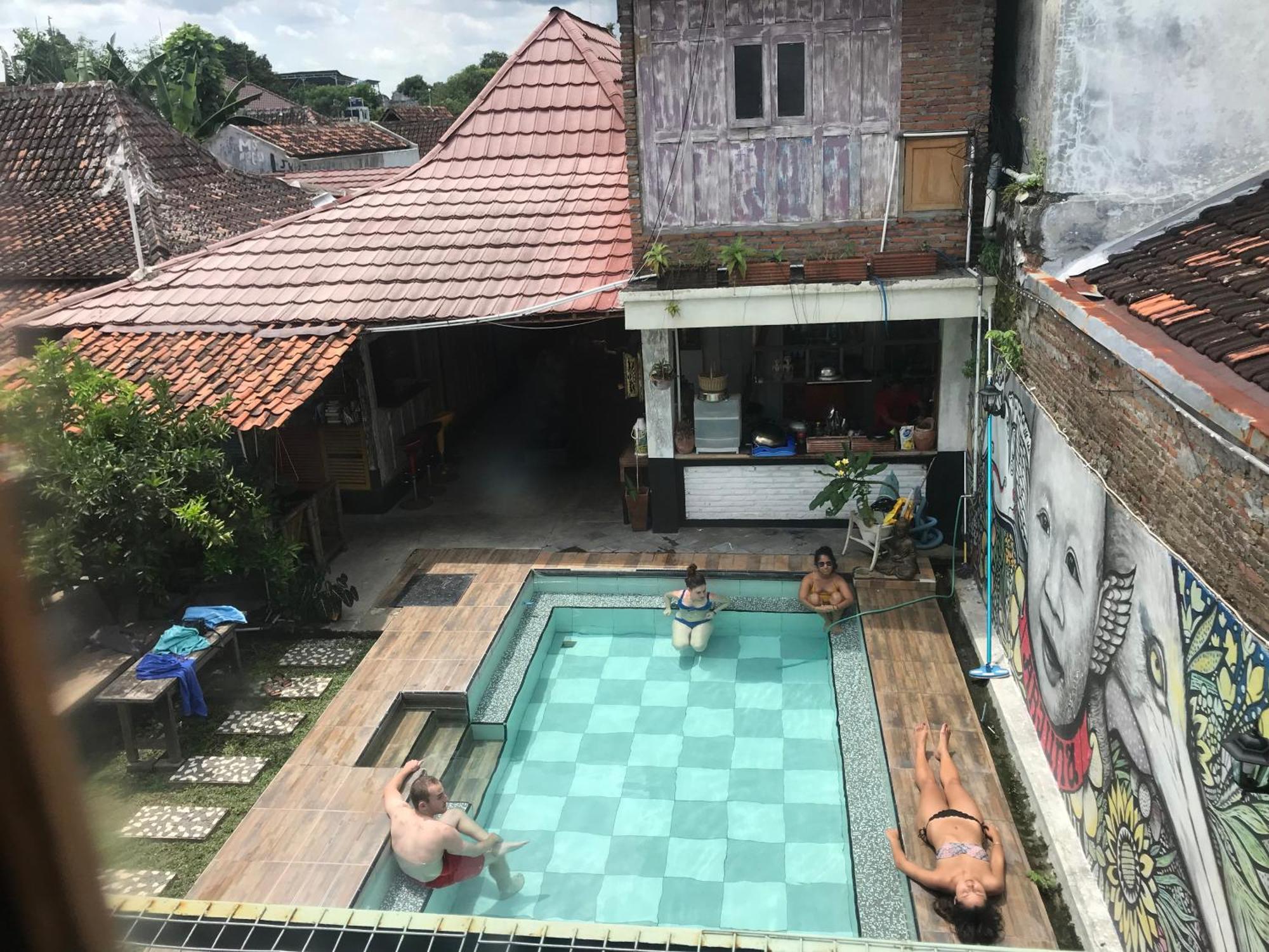 Arjuna Garden Homestay Джокьякарта Экстерьер фото
