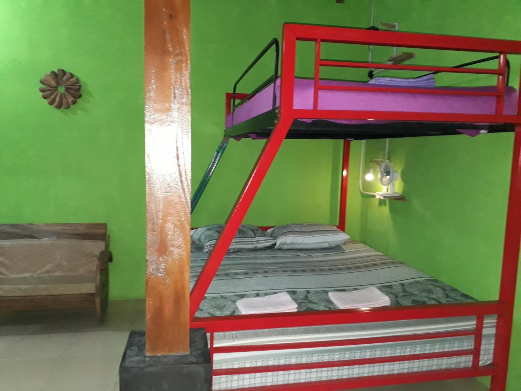 Arjuna Garden Homestay Джокьякарта Номер фото