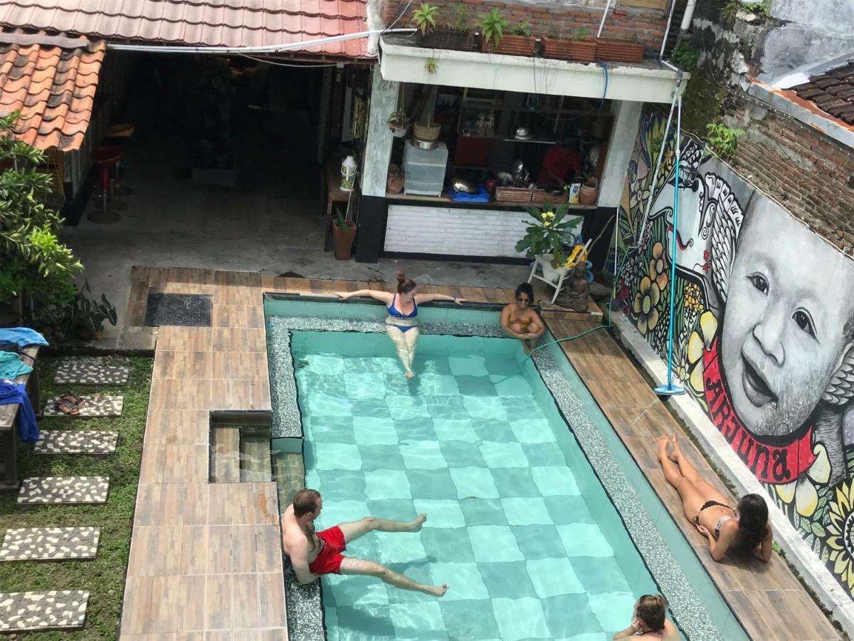 Arjuna Garden Homestay Джокьякарта Экстерьер фото