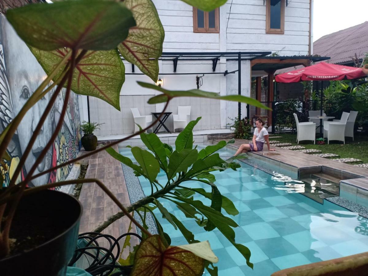 Arjuna Garden Homestay Джокьякарта Экстерьер фото